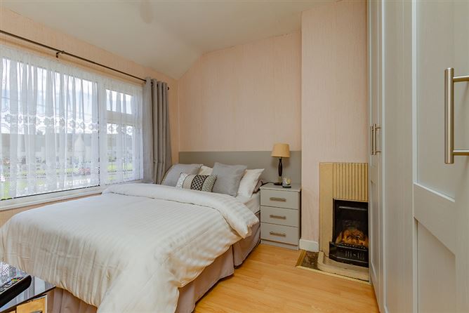 27 Walkinstown Parade, Walkinstown,   Dublin 12