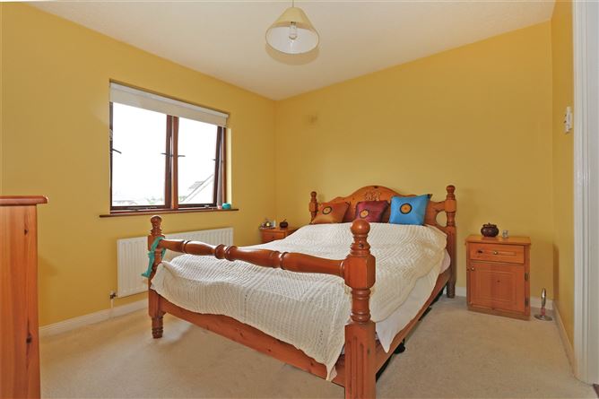 26 Ballycasey Grove, Shannon, Co. Clare