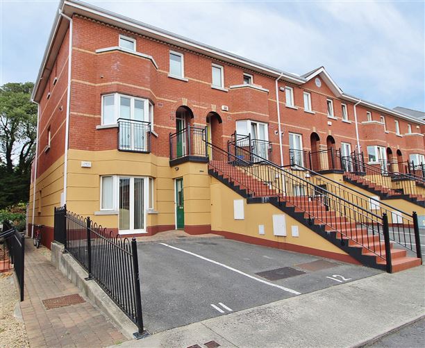 11 Redcourt Oaks, Seafield Road East, Clontarf, Dublin 3 DNG Fairview