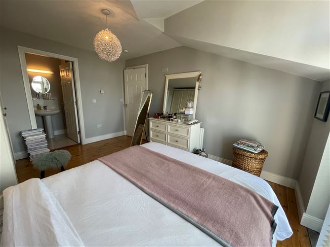 21 The Stables, Coolroe, Ballincollig, Cork