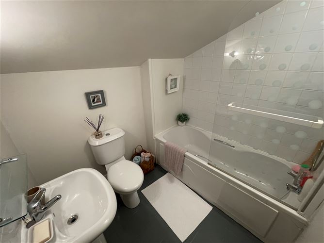 21 The Stables, Coolroe, Ballincollig, Cork