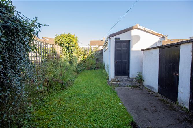 82, Annadale Cresent, Drumcondra, Dublin 9