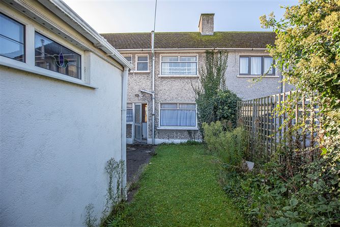 82, Annadale Cresent, Drumcondra, Dublin 9