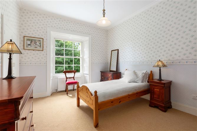 Glebe House, Landsend, Abbeyside, Dungarvan