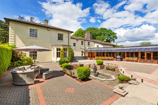 Glebe House, Landsend, Abbeyside, Dungarvan