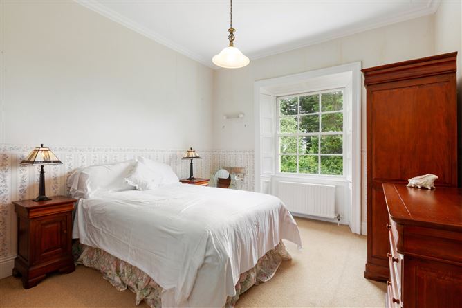 Glebe House, Landsend, Abbeyside, Dungarvan