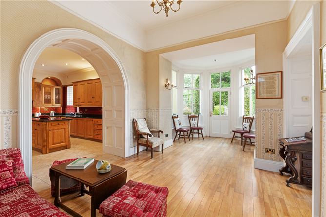 Glebe House, Landsend, Abbeyside, Dungarvan