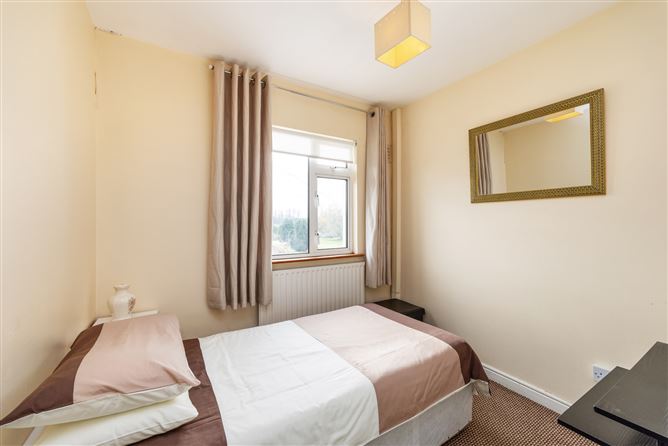 17 Beneavin Park, Glasnevin, Dublin 11