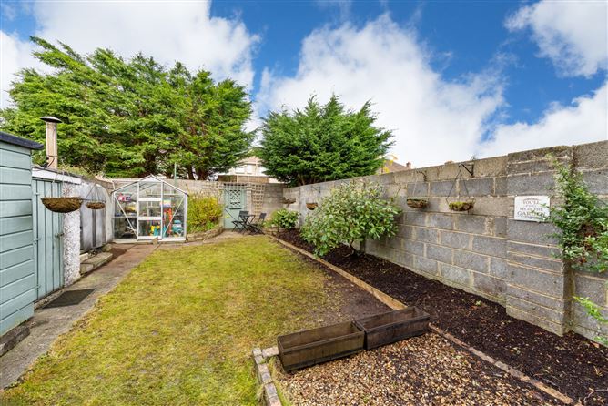 17 Beneavin Park, Glasnevin, Dublin 11