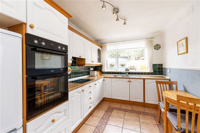 17 Beneavin Park, Glasnevin, Dublin 11