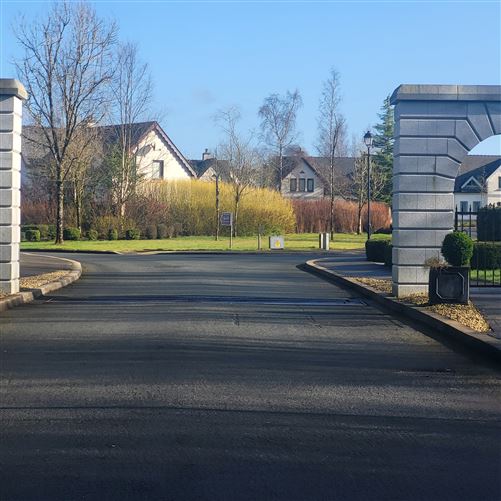 23 Errew Drive Lough Rynn, Mohill, Leitrim