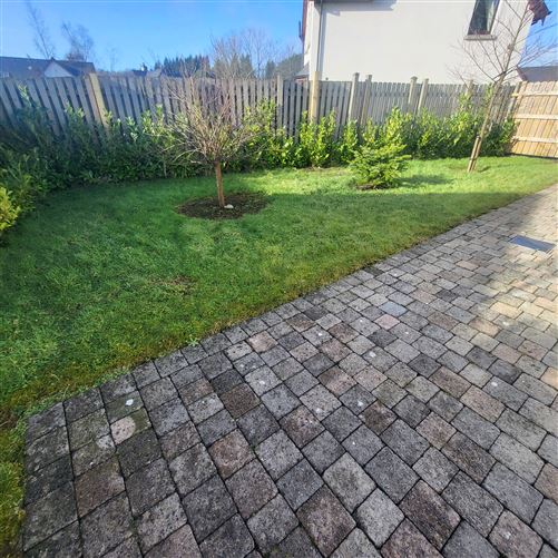 23 Errew Drive Lough Rynn, Mohill, Leitrim