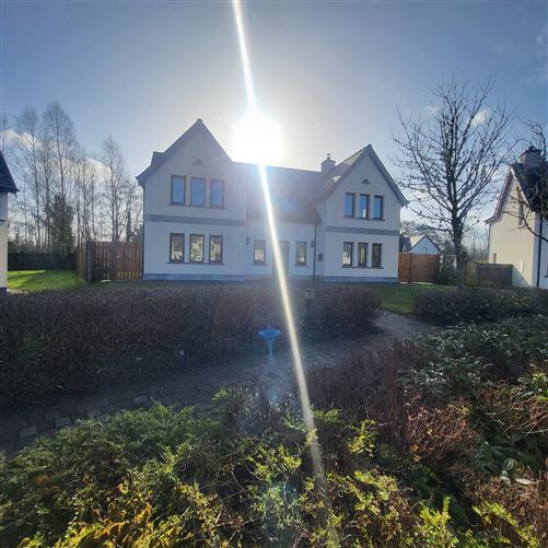23 Errew Drive Lough Rynn, Mohill, Leitrim