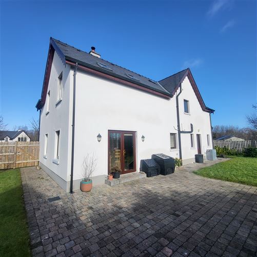23 Errew Drive Lough Rynn, Mohill, Leitrim