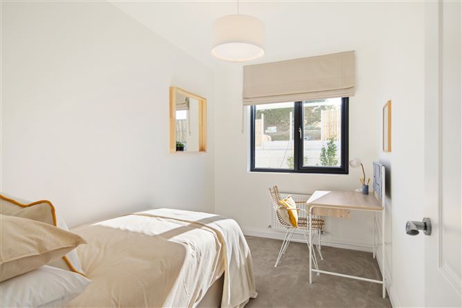 https://photos-a.propertyimages.ie/media/7/7/7/4915777/164c8ed4-5e9b-4e7e-9973-a56b3a89ba61_l.jpg