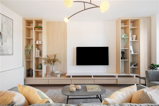 https://photos-a.propertyimages.ie/media/7/7/7/4915777/164c8ed4-5e9b-4e7e-9973-a56b3a89ba61_l.jpg
