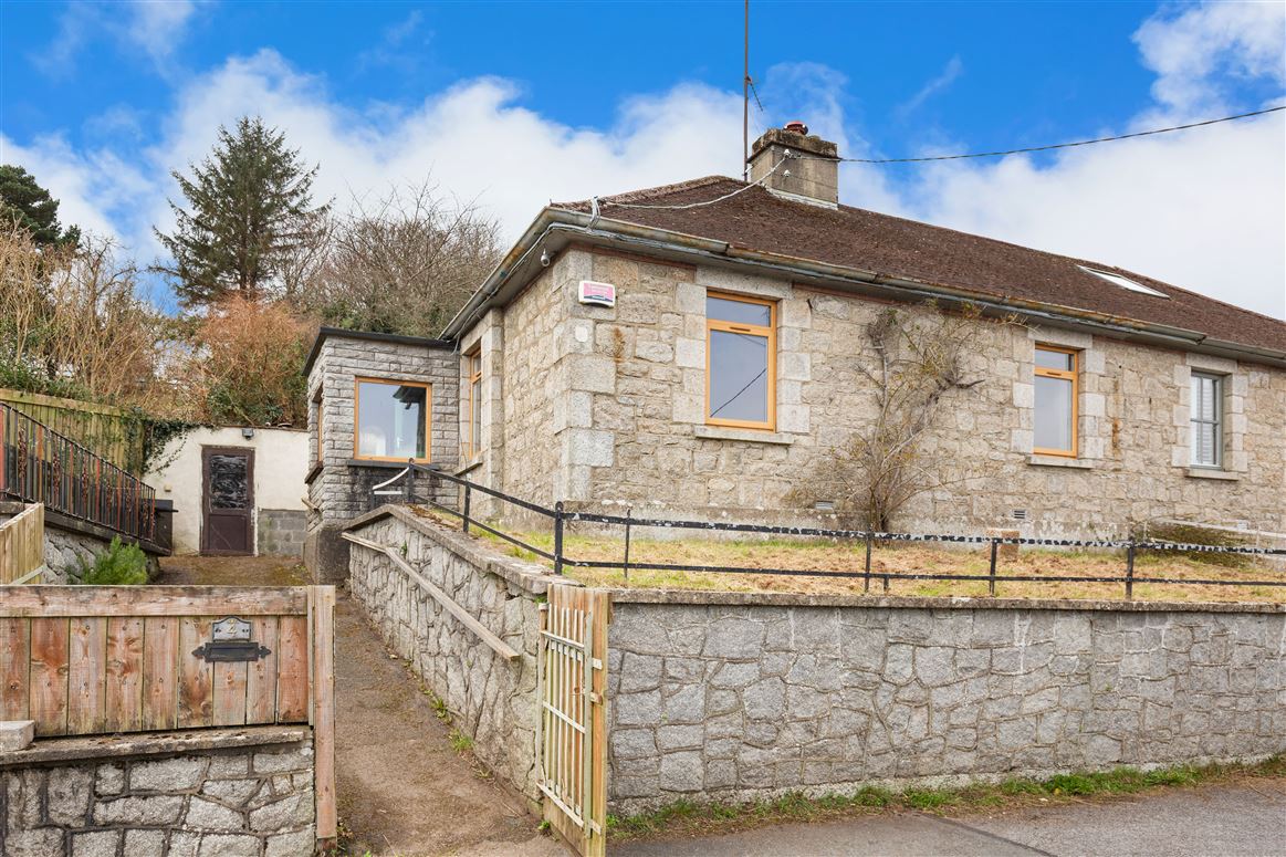 4 Ballyedmonduff Cottages, Ballyedmonduff Road, Dublin 18