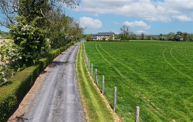 Old Ross Road, Tara, Navan, Co. Meath
