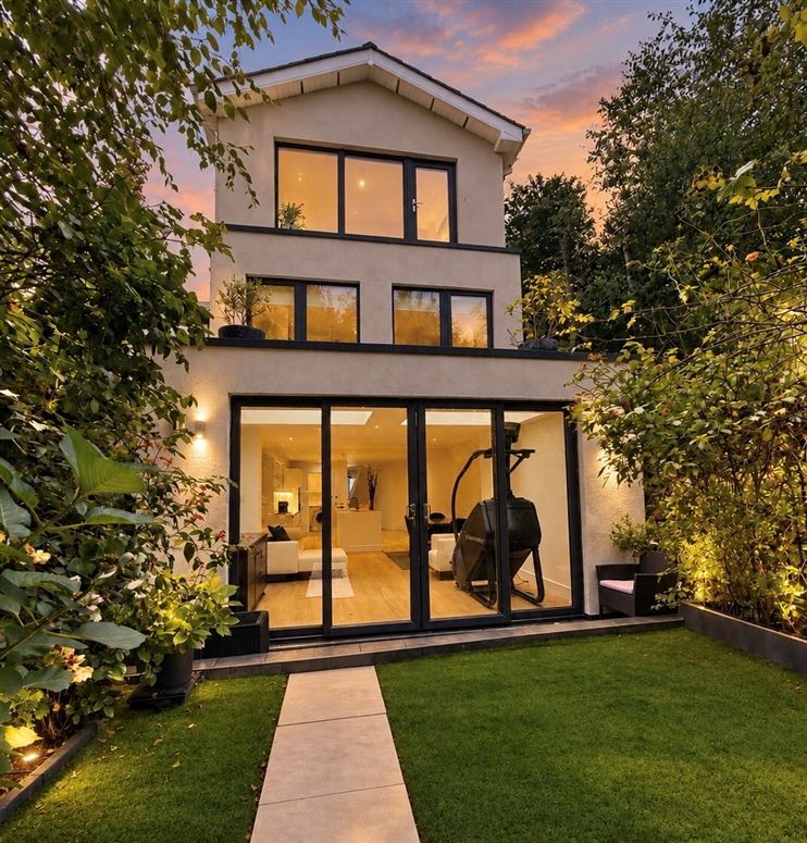 93 Waterloo Lane, Ballsbridge, Dublin 4