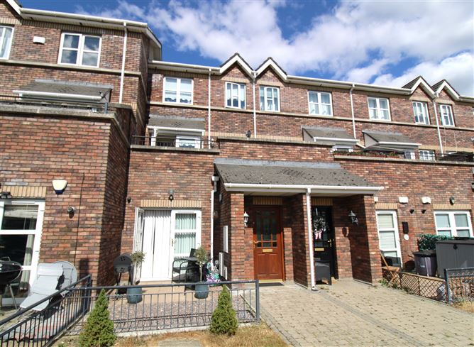 17 Latchford Park, Clonee, Dublin 15