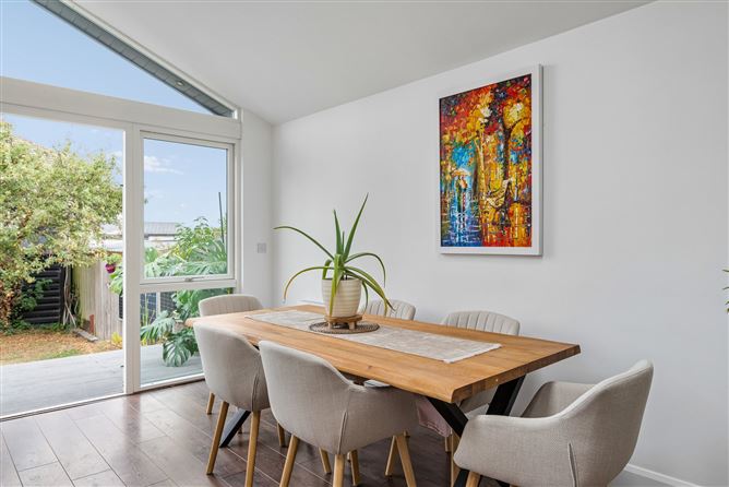 Photo 13 of 29 — 32 Balally Grove, Dundrum, Dublin 16