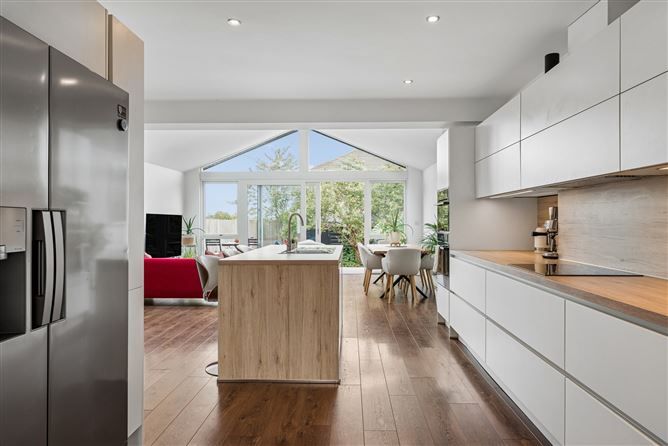 Photo 8 of 29 — 32 Balally Grove, Dundrum, Dublin 16