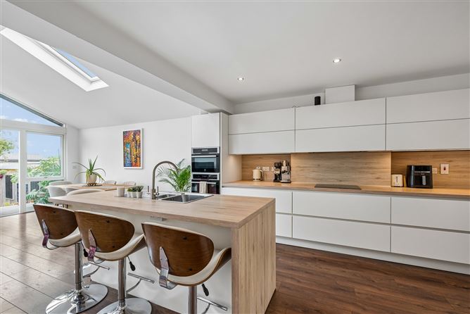 Photo 7 of 29 — 32 Balally Grove, Dundrum, Dublin 16