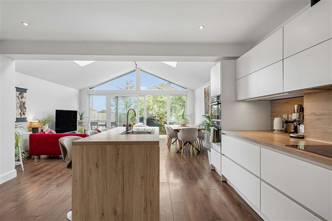 Photo 9 of 29 — 32 Balally Grove, Dundrum, Dublin 16