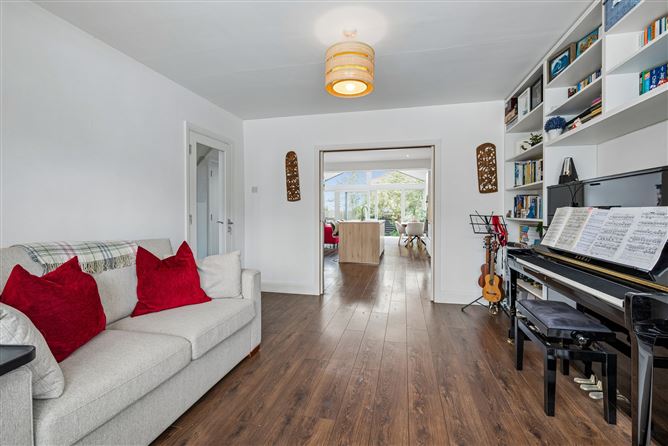 Photo 4 of 29 — 32 Balally Grove, Dundrum, Dublin 16
