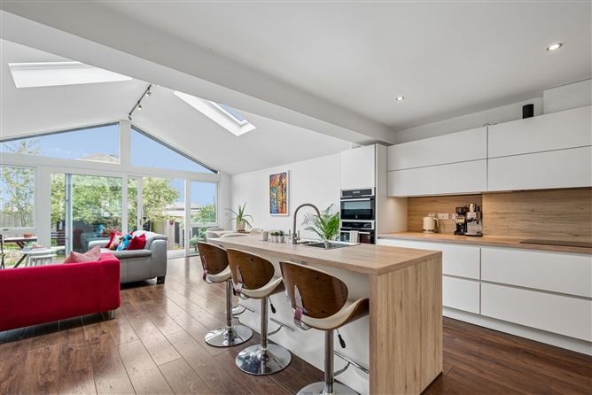 Photo 6 of 29 — 32 Balally Grove, Dundrum, Dublin 16