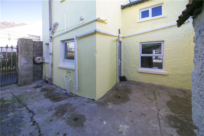 Church Street, Ballinakill, Co. Laois