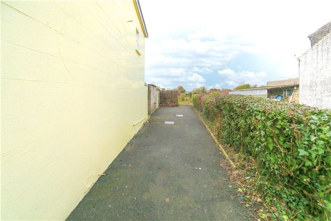 Church Street, Ballinakill, Co. Laois