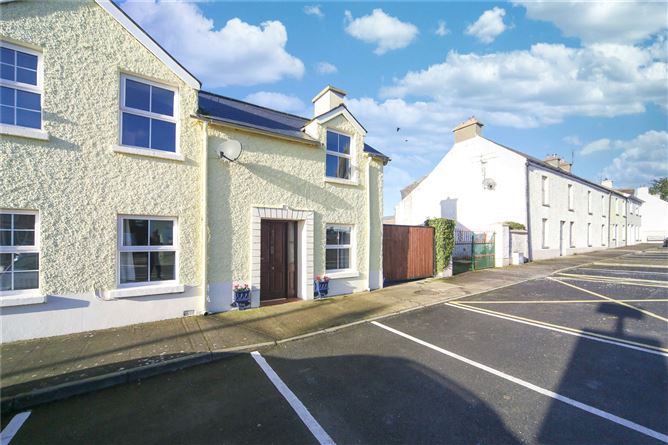 Church Street, Ballinakill, Co. Laois