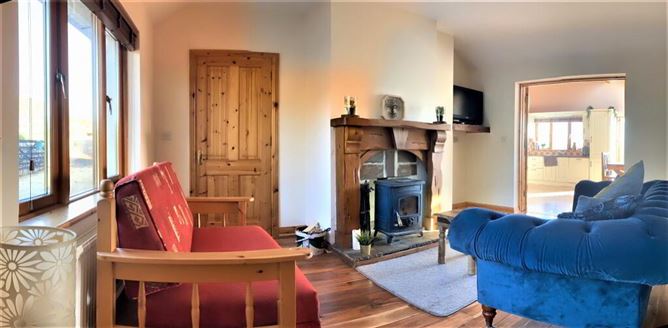 WILDWIND COTTAGE, Manger, Stratford-On-Slaney, Wicklow