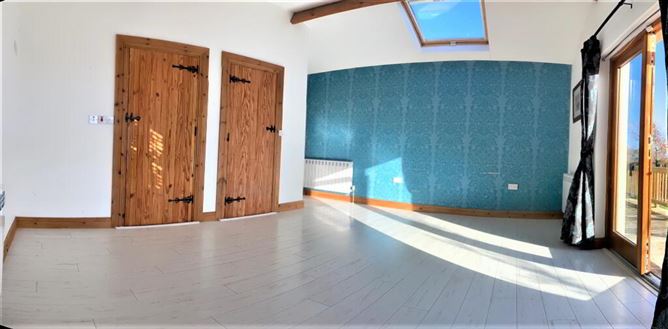 WILDWIND COTTAGE, Manger, Stratford-On-Slaney, Wicklow