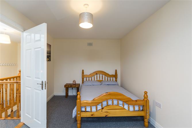 69 Shingan, Enniscorthy, Co. Wexford.