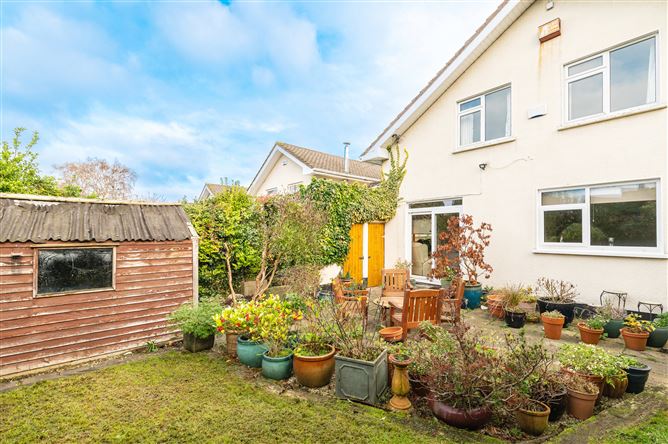 37 Kerrymount Rise, Foxrock, Dublin 18