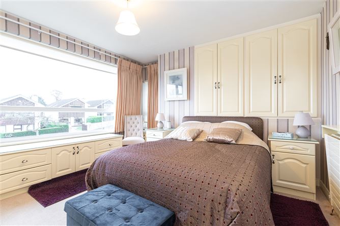 37 Kerrymount Rise, Foxrock, Dublin 18