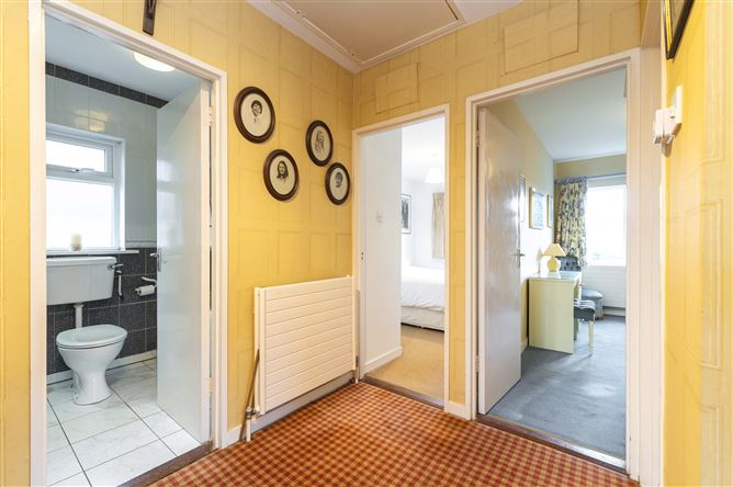 37 Kerrymount Rise, Foxrock, Dublin 18