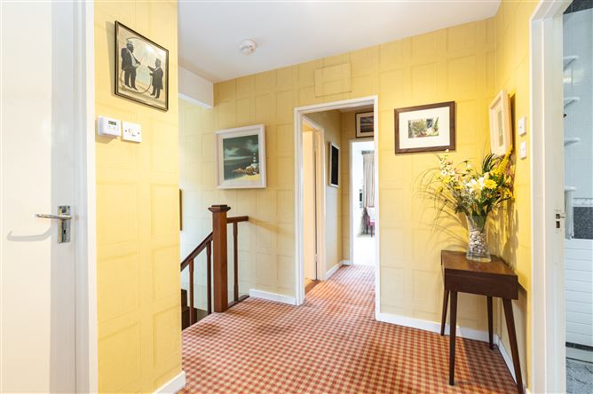 37 Kerrymount Rise, Foxrock, Dublin 18