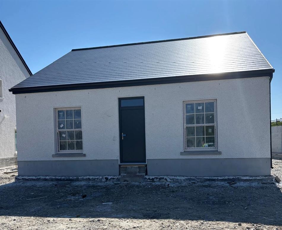 6 Beech Hill, Crossmolina, Mayo
