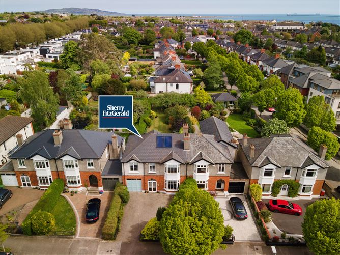 https://photos-a.propertyimages.ie/media/7/7/8/4935877/e2b5905f-7eda-4169-8080-f9ece9ef81b9_l.jpg