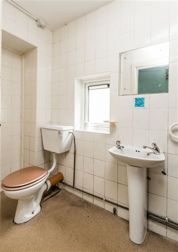 Retail Unit, Castle Street, Roscommon Town, Co. Roscommon