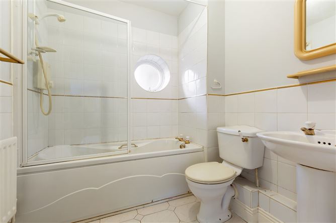 42 Ballsbridge Wood, Ballsbridge, Dublin 4