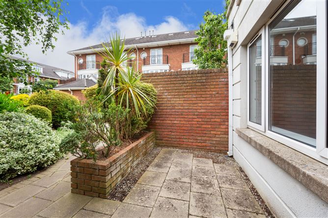 42 Ballsbridge Wood, Ballsbridge, Dublin 4
