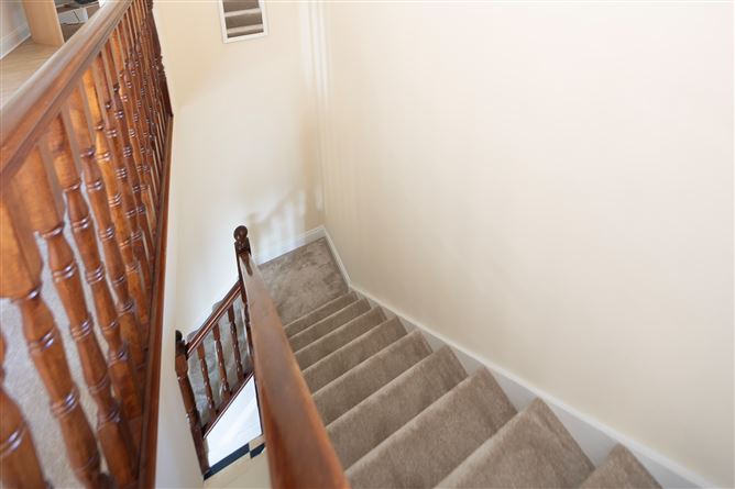 25 Meadowlands, Broomfield Village, Midleton, Cork