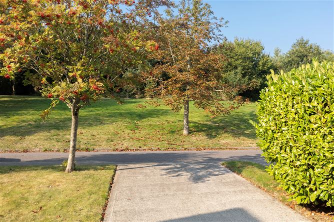 25 Meadowlands, Broomfield Village, Midleton, Cork