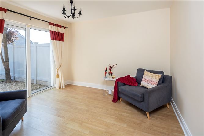 25 Meadowlands, Broomfield Village, Midleton, Cork