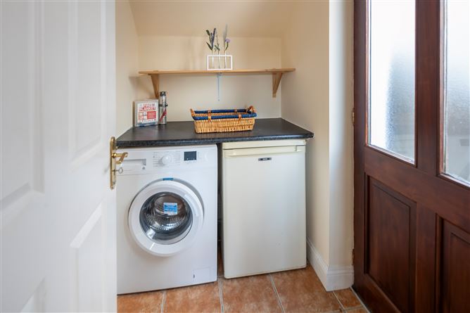 25 Meadowlands, Broomfield Village, Midleton, Cork