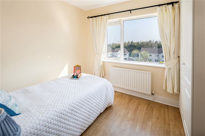25 Meadowlands, Broomfield Village, Midleton, Cork